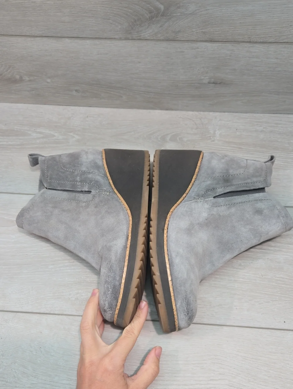 Sofft Women Grey Suede Aqua Wedge Ankle Boots Comfort Chelsea Shoes Sz 8.5M